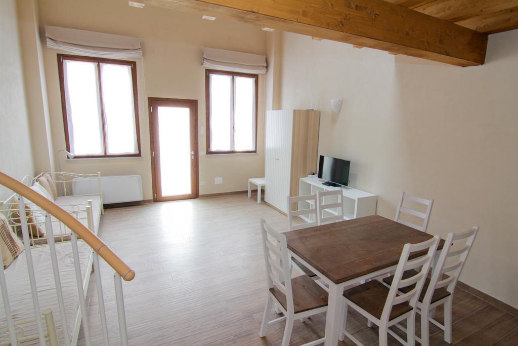 Agriturismo Cascina Della Fontana ロディ 部屋 写真
