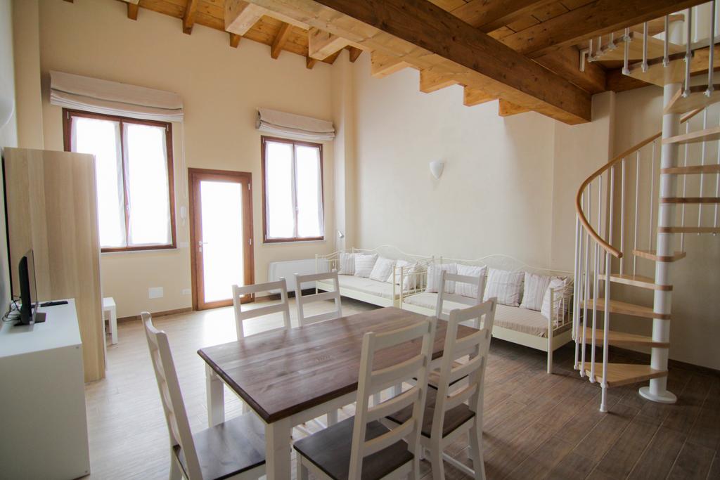 Agriturismo Cascina Della Fontana ロディ 部屋 写真
