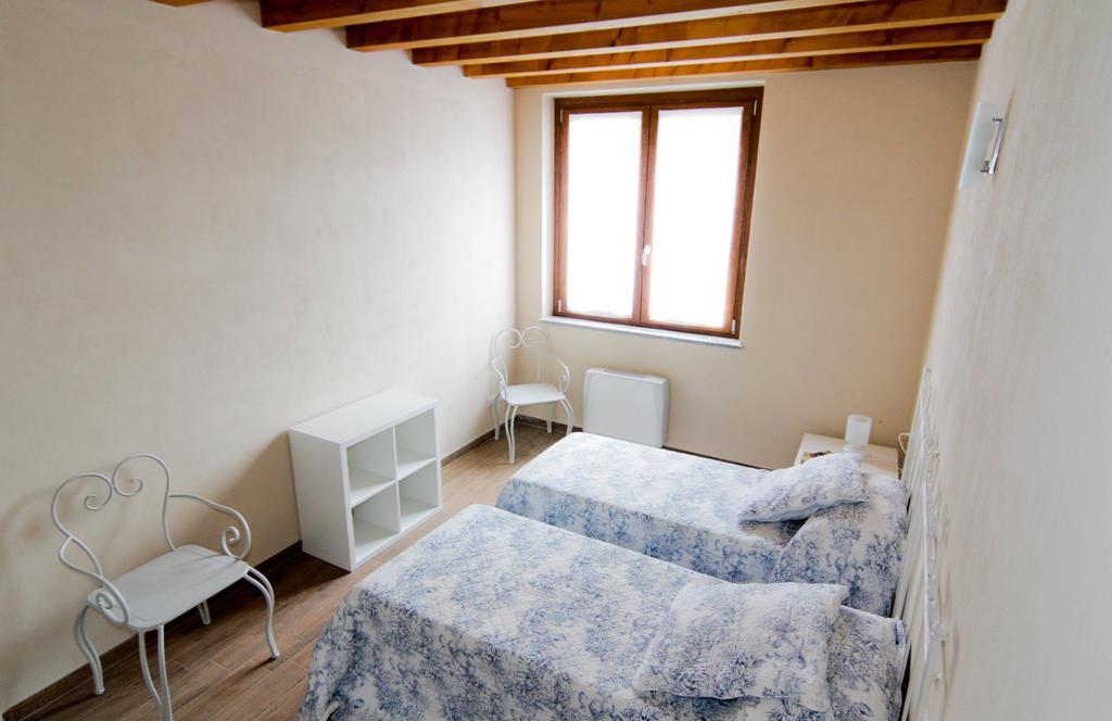 Agriturismo Cascina Della Fontana ロディ 部屋 写真